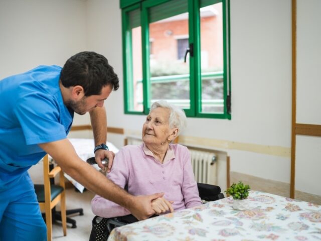What Can an LPN Do in a Home Care Setting?